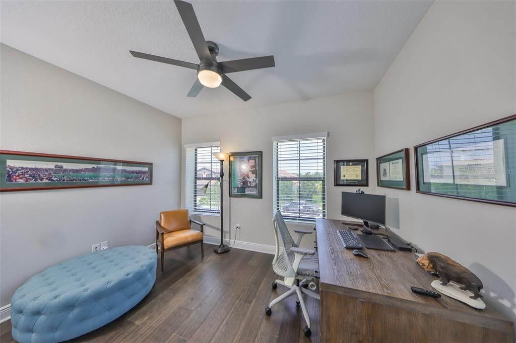 待售: $840,000 (5 贝兹, 4 浴室, 4389 平方英尺)