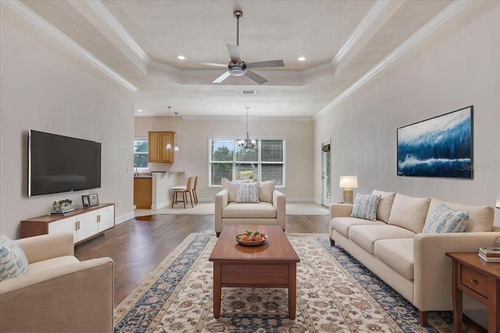Active With Contract: $349,900 (3 beds, 2 baths, 1565 Square Feet)