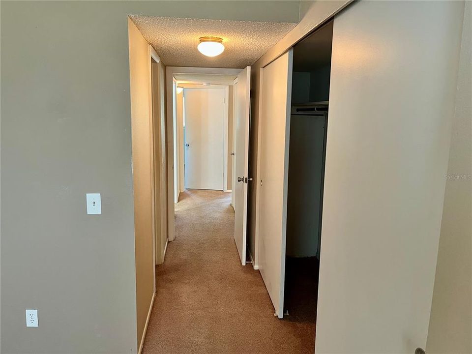 Activo con contrato: $123,900 (2 camas, 2 baños, 1070 Pies cuadrados)