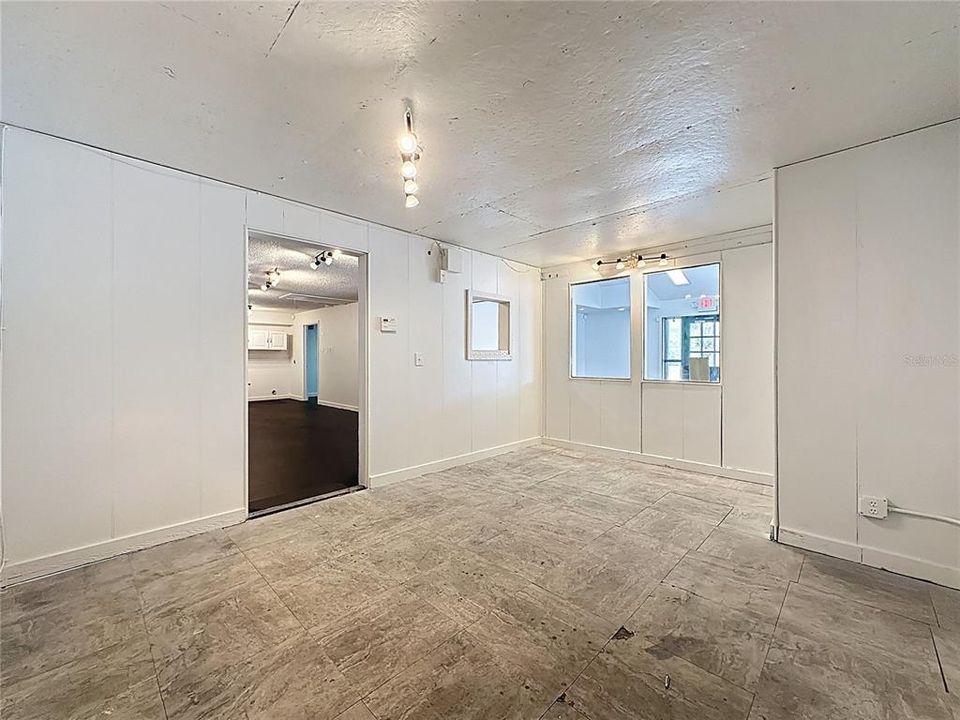 En Venta: $28,800 (0 camas, 0 baños, 1600 Pies cuadrados)