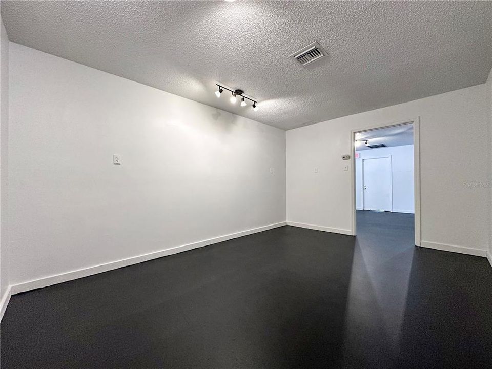 En Venta: $28,800 (0 camas, 0 baños, 1600 Pies cuadrados)