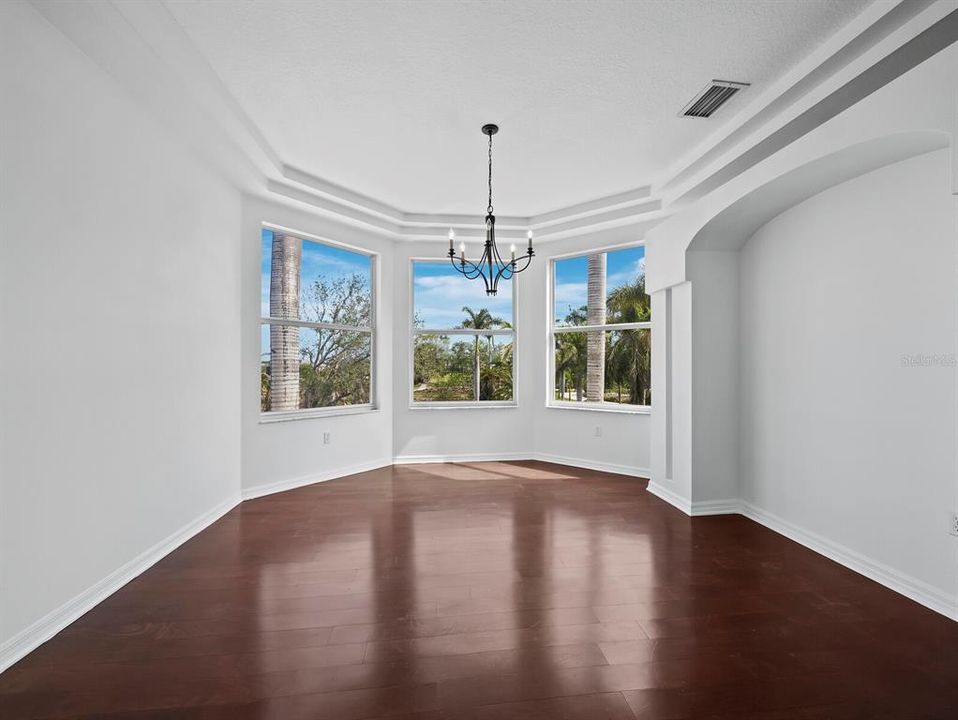 На продажу: $1,600,000 (3 спален, 2 ванн, 2559 Квадратных фут)