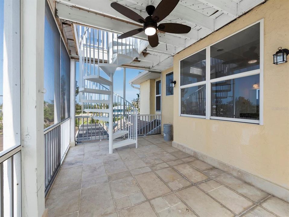 На продажу: $1,600,000 (3 спален, 2 ванн, 2559 Квадратных фут)