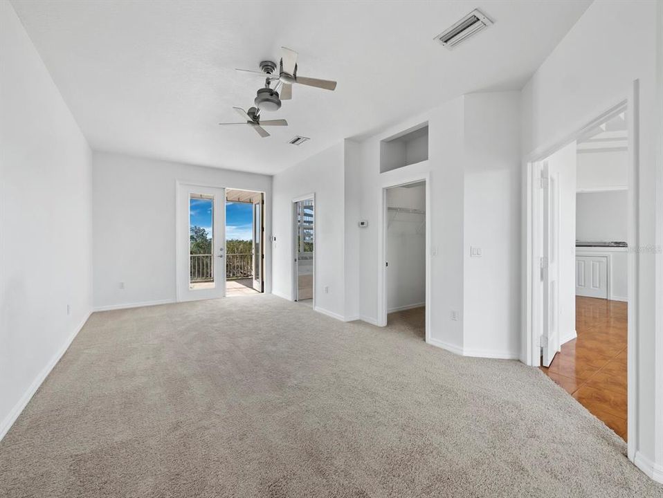 На продажу: $1,600,000 (3 спален, 2 ванн, 2559 Квадратных фут)