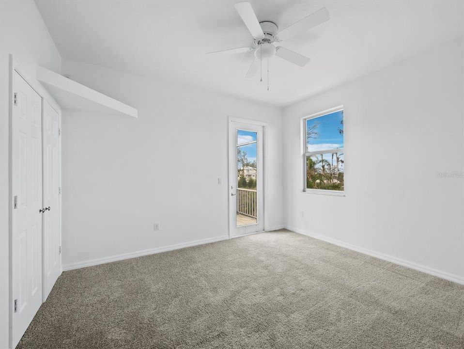 На продажу: $1,600,000 (3 спален, 2 ванн, 2559 Квадратных фут)