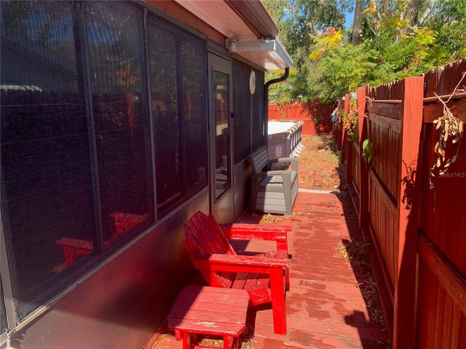 Activo con contrato: $139,900 (3 camas, 3 baños, 1640 Pies cuadrados)