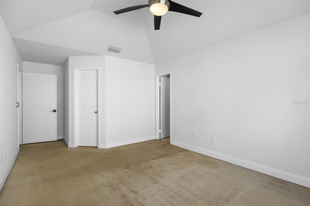 Active With Contract: $365,000 (3 beds, 2 baths, 1729 Square Feet)