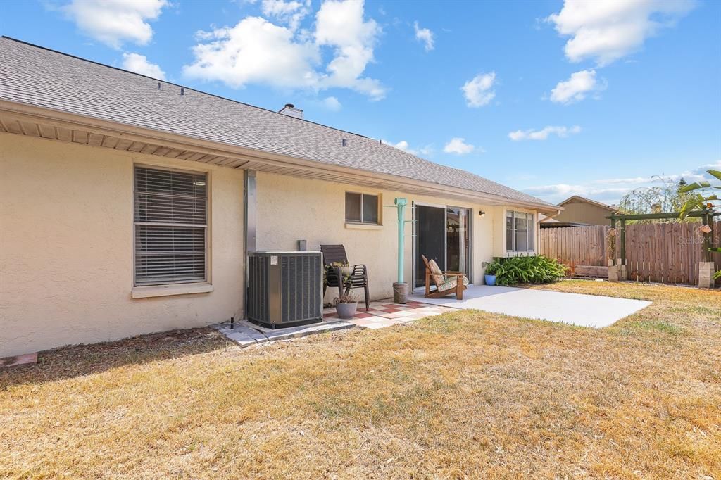 Active With Contract: $365,000 (3 beds, 2 baths, 1729 Square Feet)