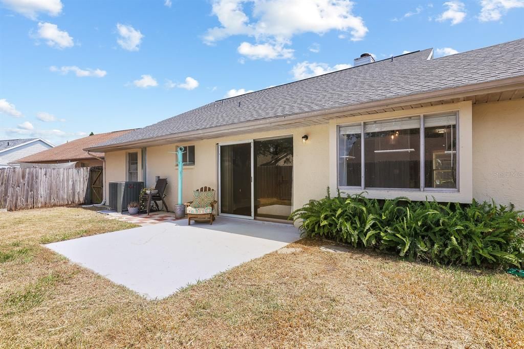 Active With Contract: $365,000 (3 beds, 2 baths, 1729 Square Feet)