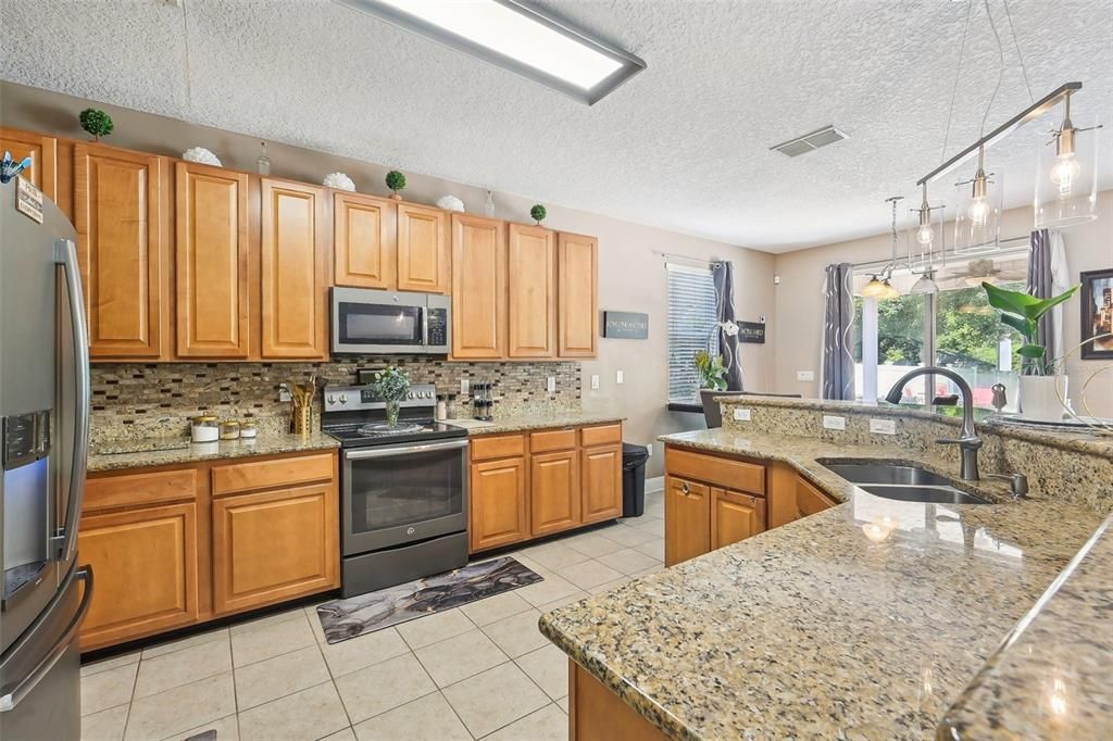 For Sale: $498,900 (5 beds, 4 baths, 3129 Square Feet)