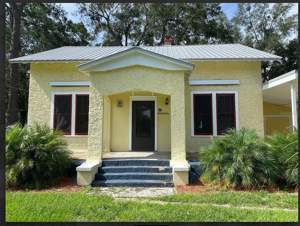 Recently Rented: $1,850 (3 beds, 2 baths, 1286 Square Feet)