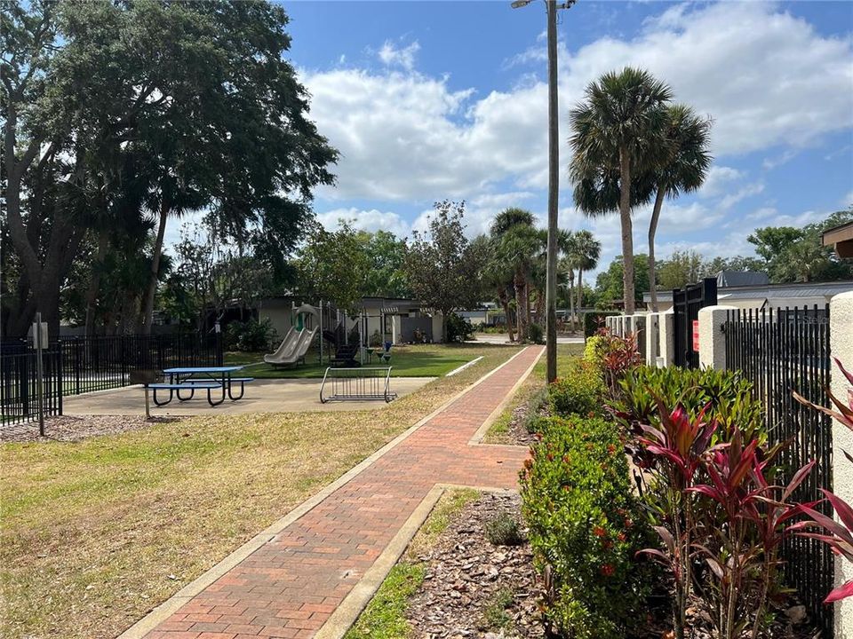 待售: $319,900 (3 贝兹, 3 浴室, 1803 平方英尺)