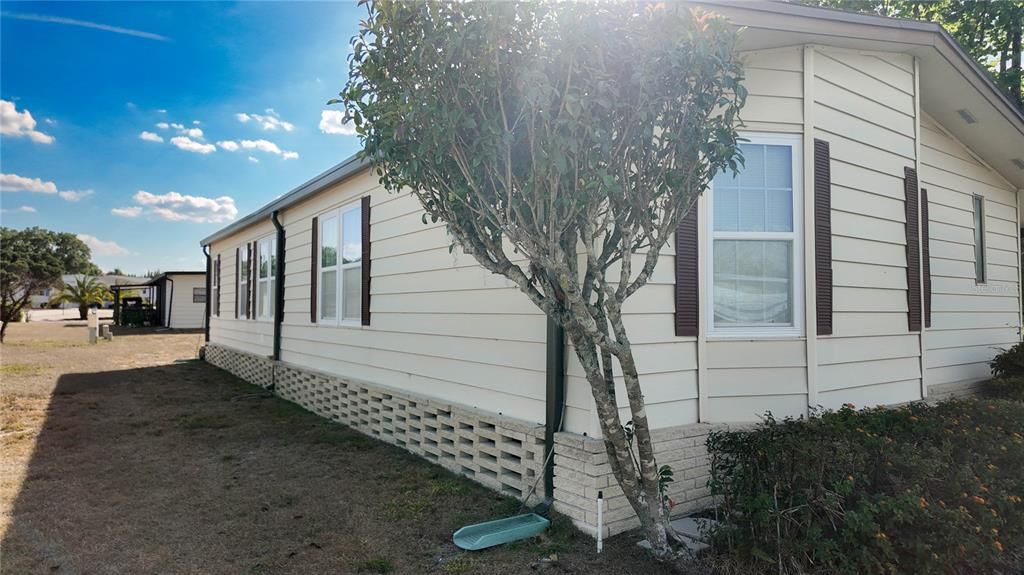 Activo con contrato: $153,500 (2 camas, 2 baños, 1248 Pies cuadrados)