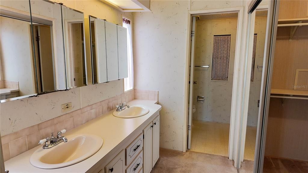 Activo con contrato: $153,500 (2 camas, 2 baños, 1248 Pies cuadrados)