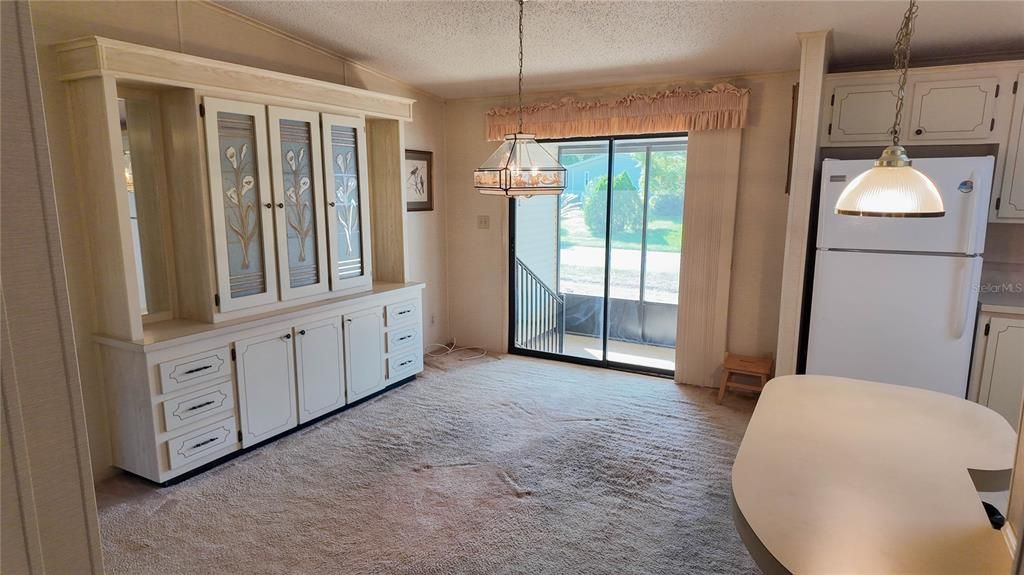 Activo con contrato: $153,500 (2 camas, 2 baños, 1248 Pies cuadrados)