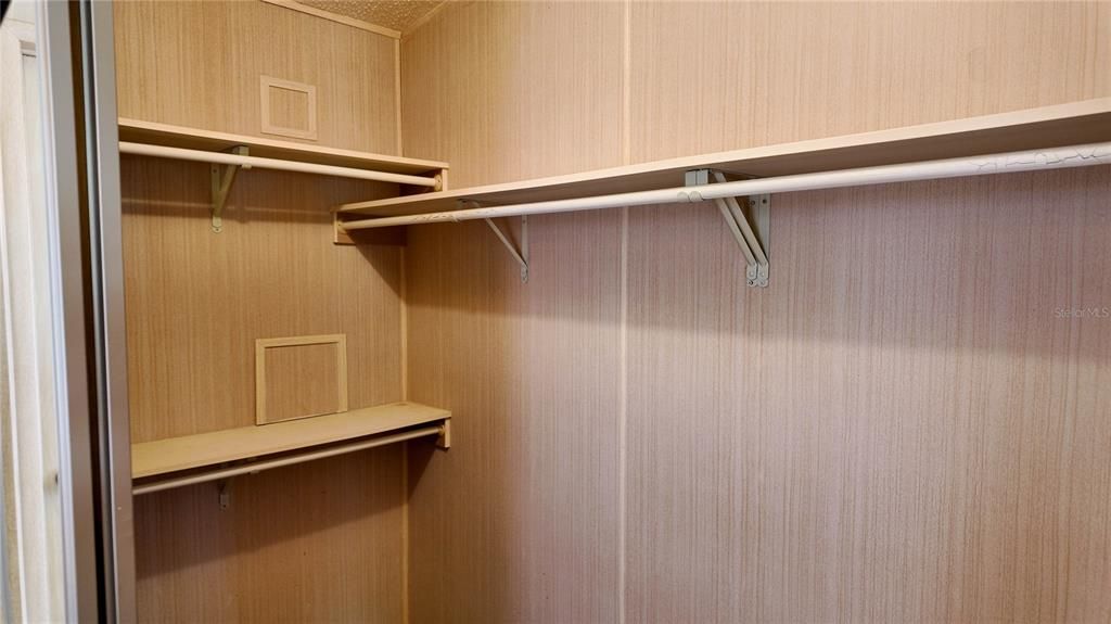 Activo con contrato: $153,500 (2 camas, 2 baños, 1248 Pies cuadrados)