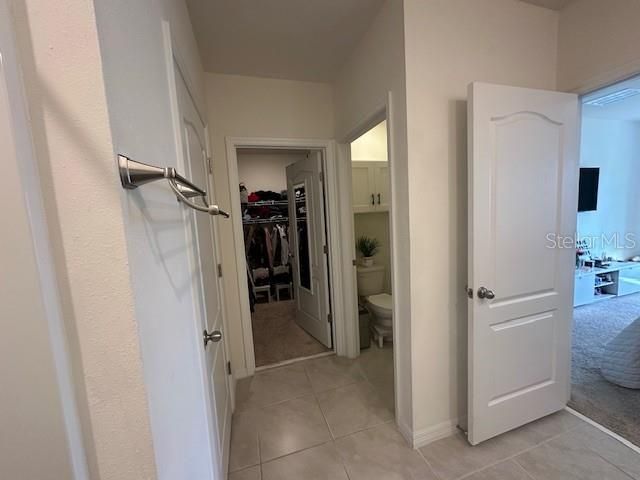 Под контрактом: $279,900 (4 спален, 2 ванн, 1867 Квадратных фут)