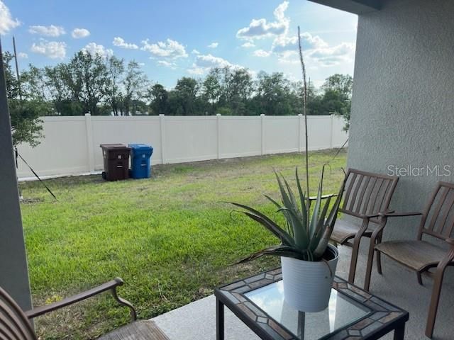 Под контрактом: $279,900 (4 спален, 2 ванн, 1867 Квадратных фут)