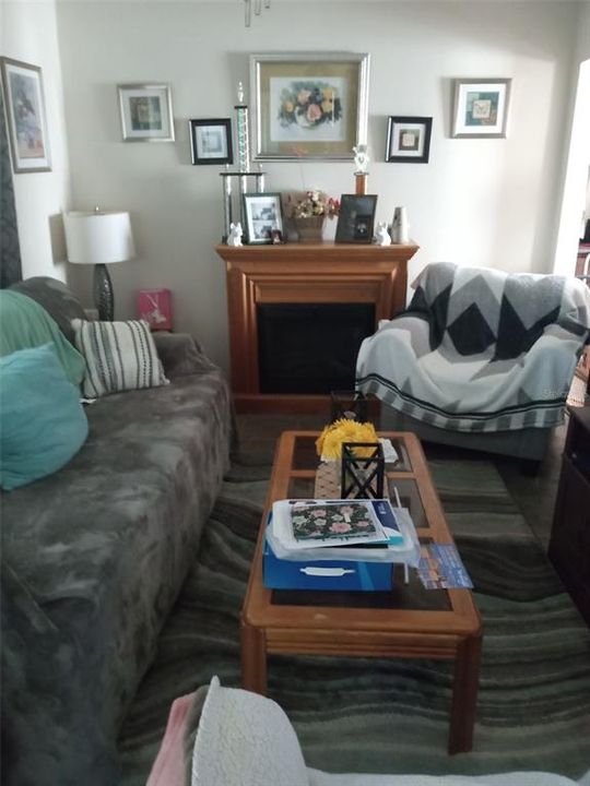 En Venta: $310,000 (3 camas, 2 baños, 984 Pies cuadrados)