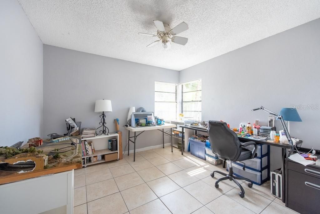 For Sale: $375,000 (3 beds, 2 baths, 1464 Square Feet)
