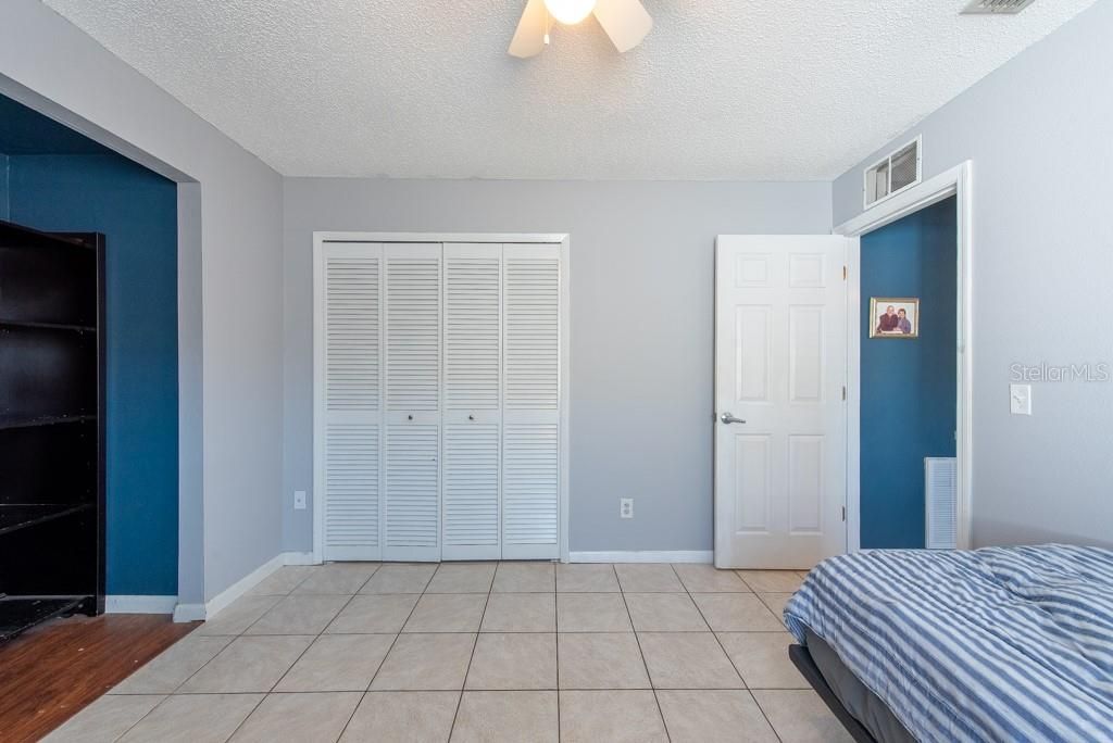 For Sale: $375,000 (3 beds, 2 baths, 1464 Square Feet)