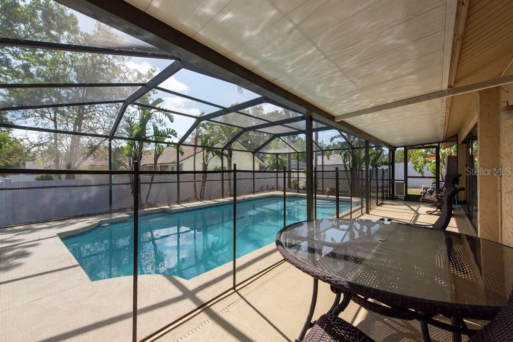 For Sale: $375,000 (3 beds, 2 baths, 1464 Square Feet)