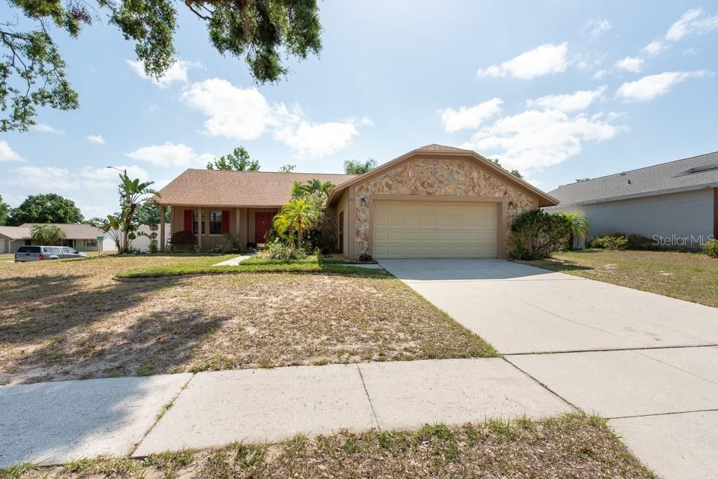 For Sale: $375,000 (3 beds, 2 baths, 1464 Square Feet)