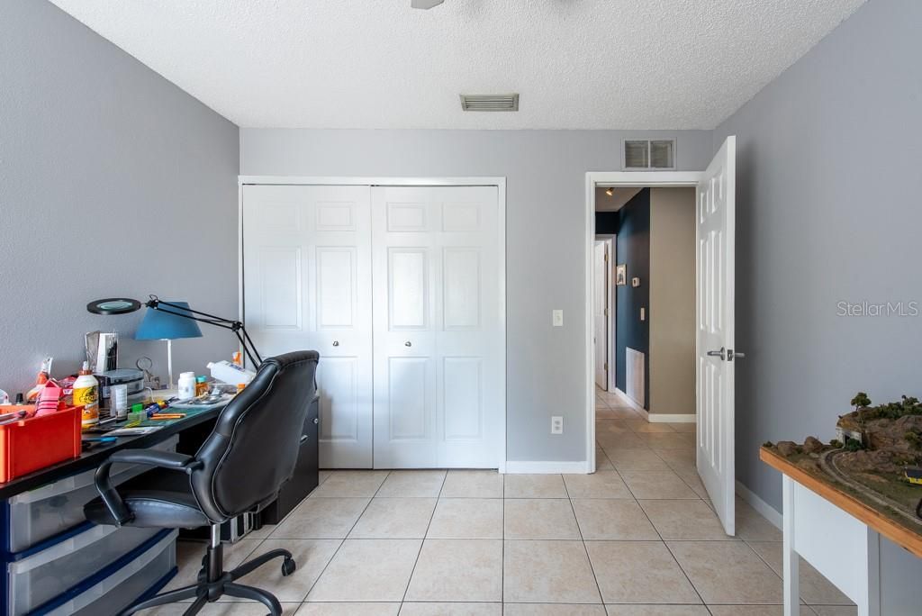 For Sale: $375,000 (3 beds, 2 baths, 1464 Square Feet)