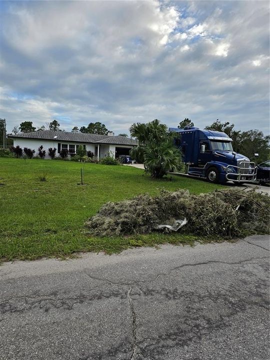 На продажу: $369,900 (3 спален, 2 ванн, 1764 Квадратных фут)