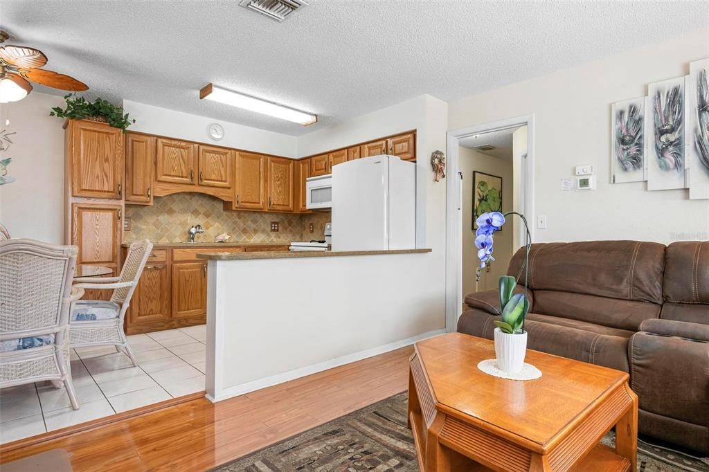 Activo con contrato: $919,000 (2 camas, 0 baños, 1200 Pies cuadrados)