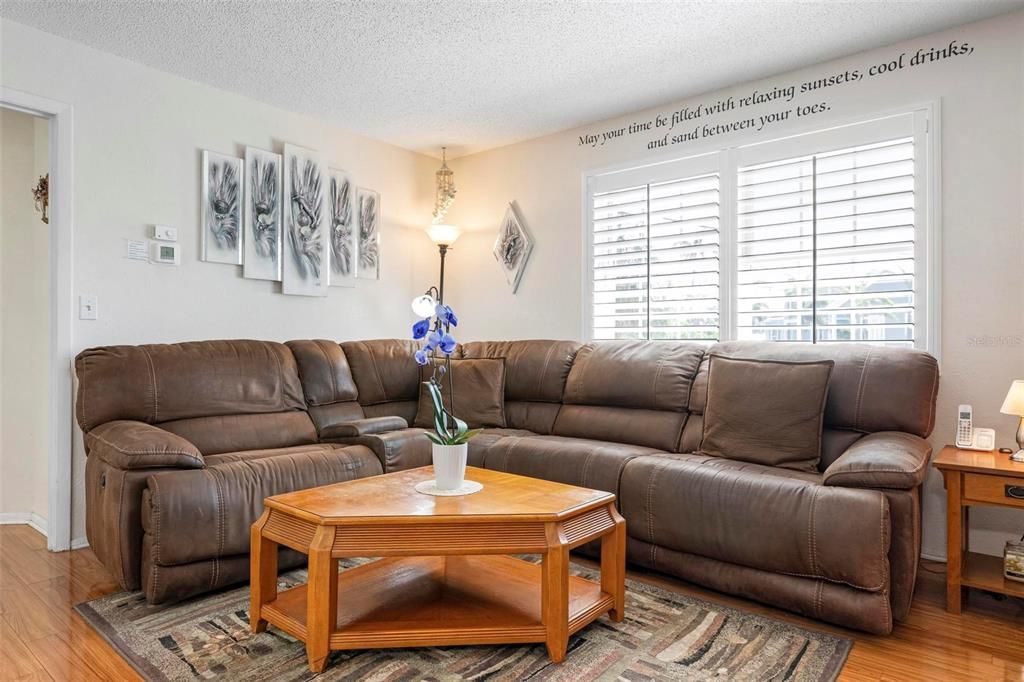 Activo con contrato: $919,000 (2 camas, 0 baños, 1200 Pies cuadrados)