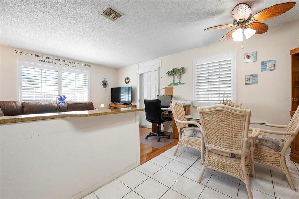 Activo con contrato: $919,000 (2 camas, 0 baños, 1200 Pies cuadrados)