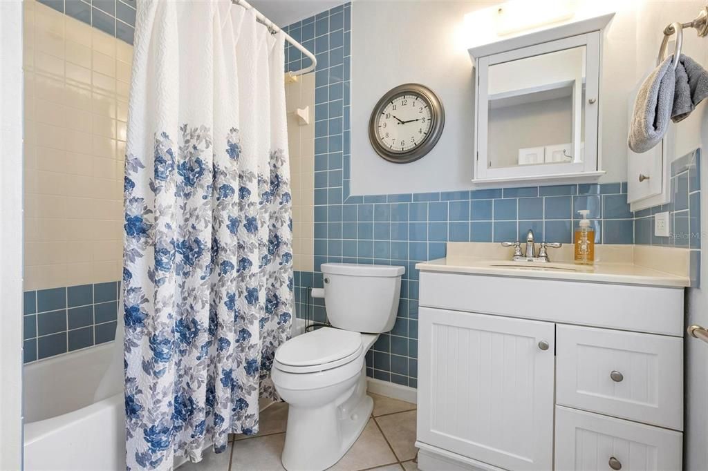 Activo con contrato: $919,000 (2 camas, 0 baños, 1200 Pies cuadrados)