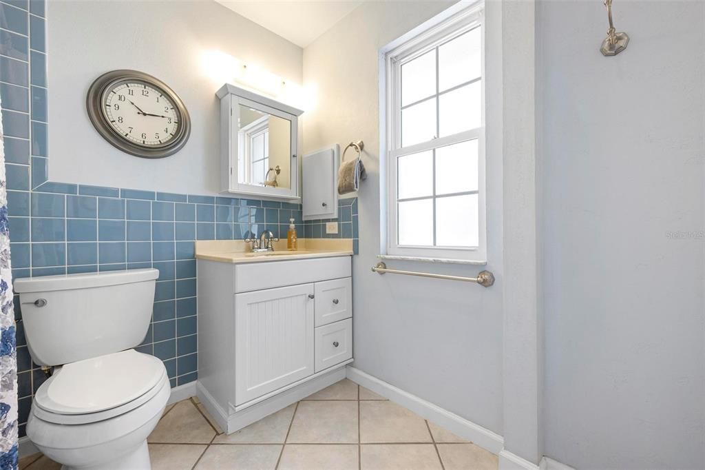 Activo con contrato: $919,000 (2 camas, 0 baños, 1200 Pies cuadrados)