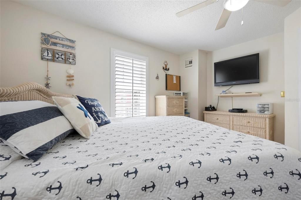 Activo con contrato: $919,000 (2 camas, 0 baños, 1200 Pies cuadrados)