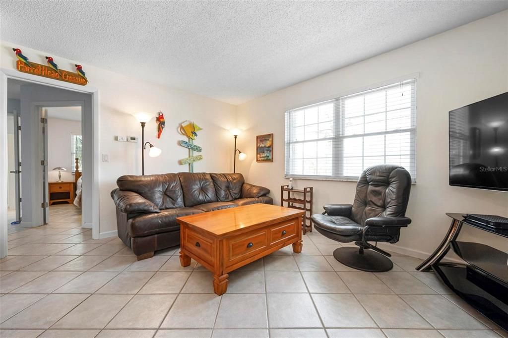 Activo con contrato: $919,000 (2 camas, 0 baños, 1200 Pies cuadrados)