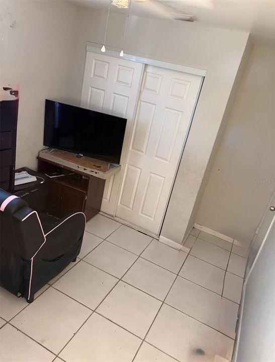 En Venta: $233,000 (3 camas, 2 baños, 1308 Pies cuadrados)