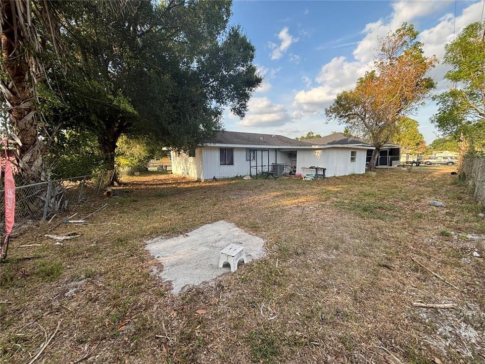 En Venta: $233,000 (3 camas, 2 baños, 1308 Pies cuadrados)