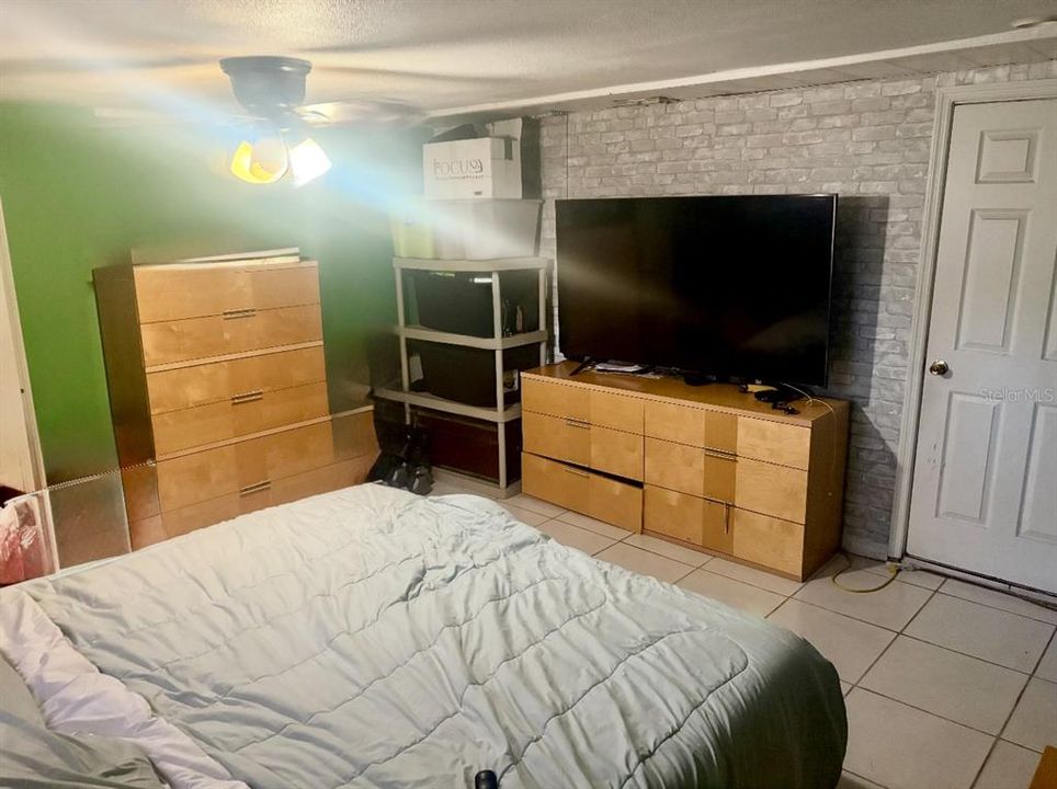 En Venta: $233,000 (3 camas, 2 baños, 1308 Pies cuadrados)