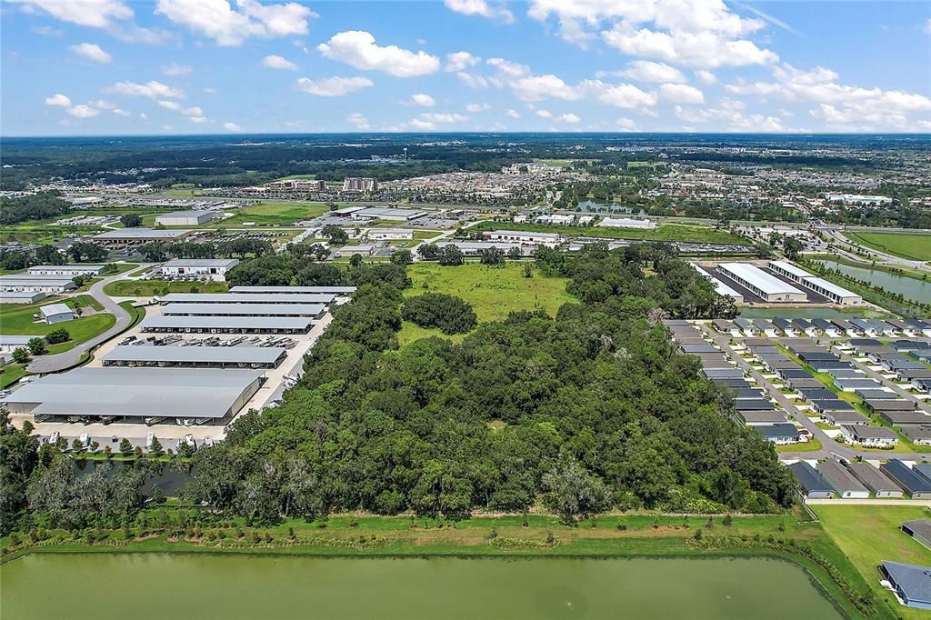 На продажу: $4,800,000 (18.00 acres)