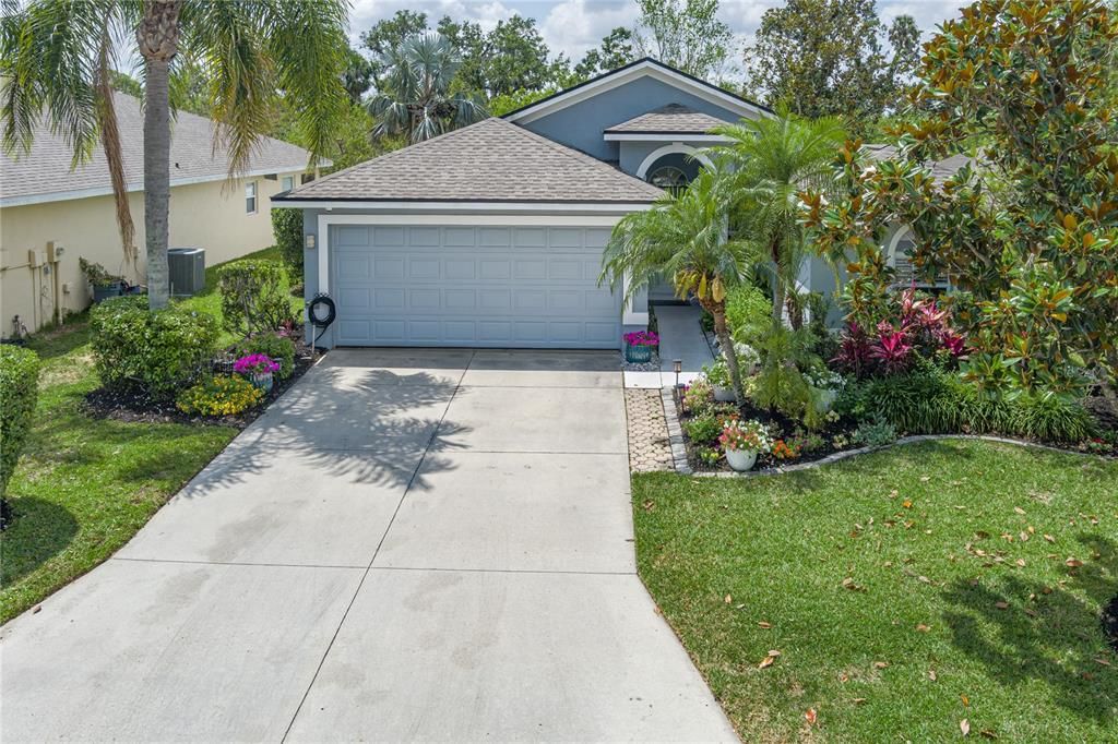 For Sale: $413,500 (3 beds, 2 baths, 1713 Square Feet)