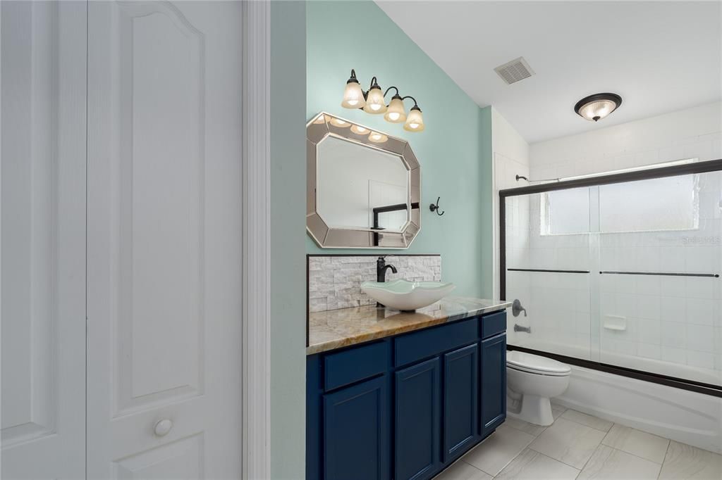 For Sale: $413,500 (3 beds, 2 baths, 1713 Square Feet)