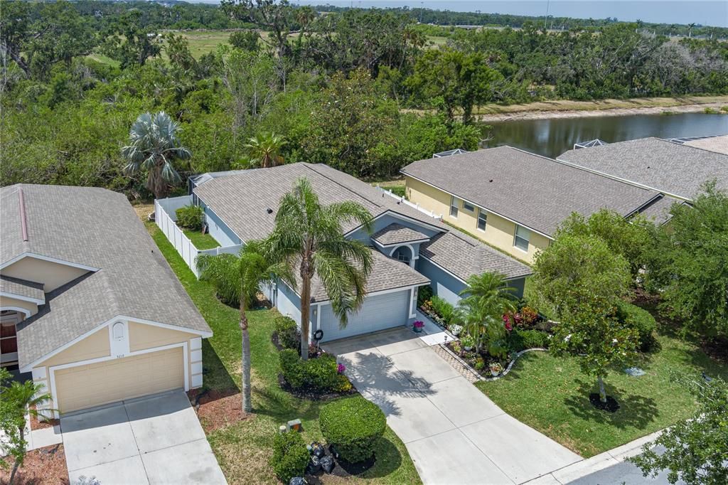 For Sale: $413,500 (3 beds, 2 baths, 1713 Square Feet)