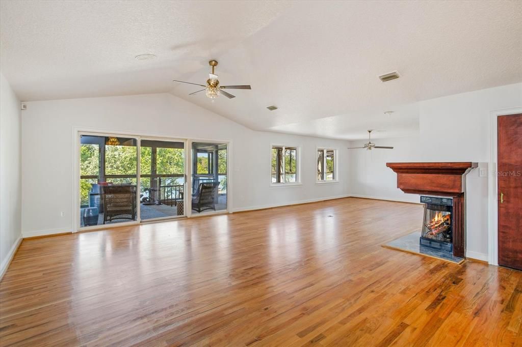 待售: $2,995,000 (6 贝兹, 5 浴室, 6819 平方英尺)