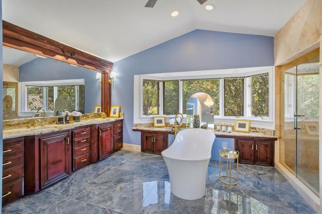 待售: $2,995,000 (6 贝兹, 5 浴室, 6819 平方英尺)