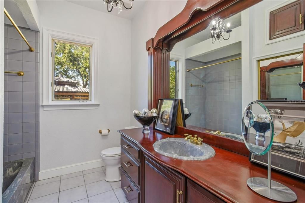 待售: $2,995,000 (6 贝兹, 5 浴室, 6819 平方英尺)