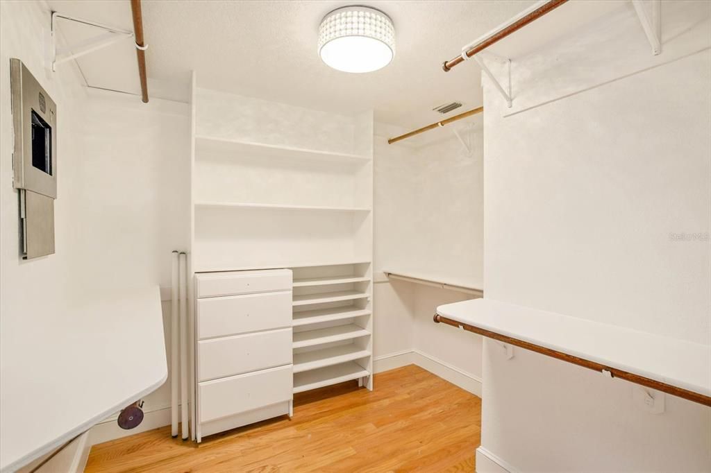 待售: $2,995,000 (6 贝兹, 5 浴室, 6819 平方英尺)