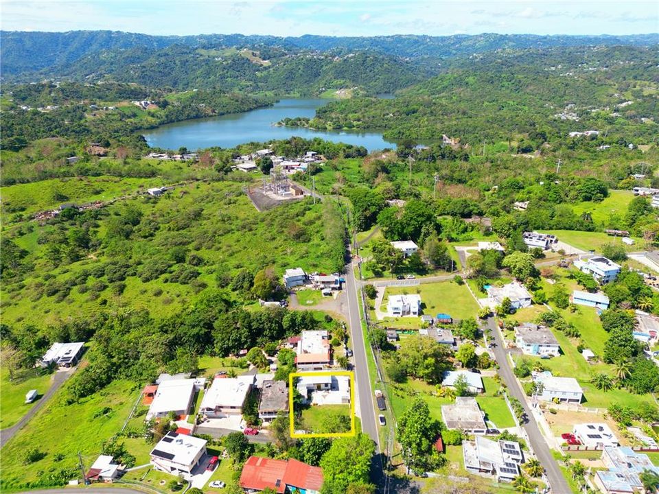 На продажу: $176,000 (2 спален, 2 ванн, 200 Квадратных фут)