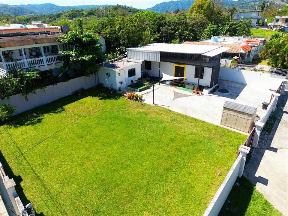 На продажу: $176,000 (2 спален, 2 ванн, 200 Квадратных фут)