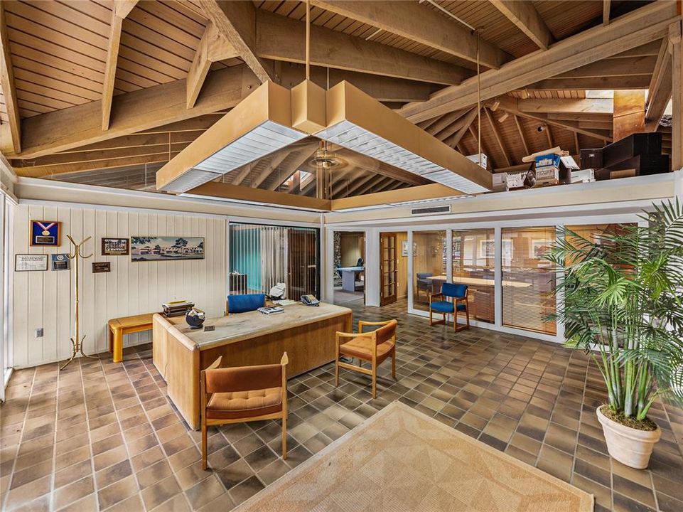 待售: $999,900 (0 贝兹, 0 浴室, 4534 平方英尺)